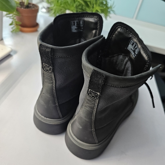 Clark's Boots Sz Men's US 13 - Picture 3 of 5